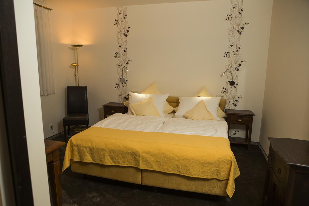 Hotel Niedersaechsischer Hof บัดเบนท์ไฮม์ ภายนอก รูปภาพ